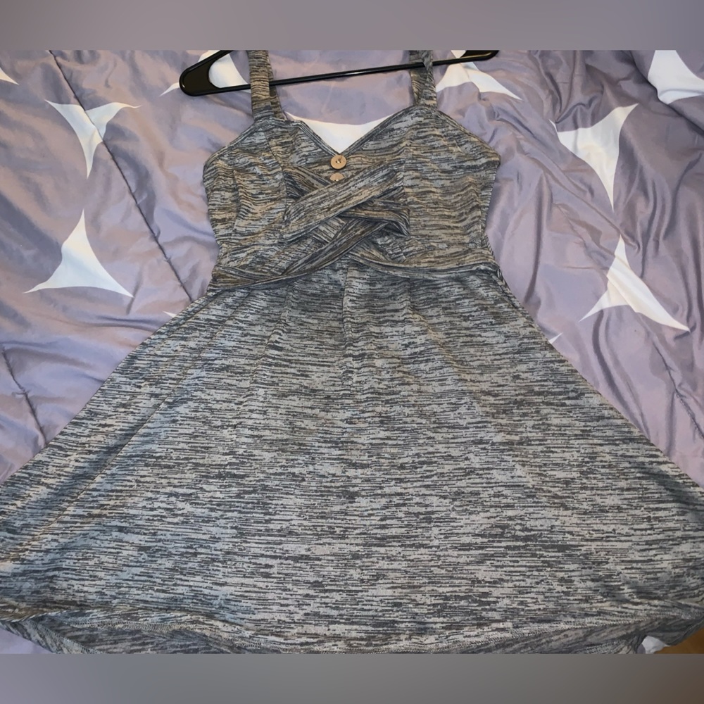 BEAUTIFUL EVERYDAY DRESS